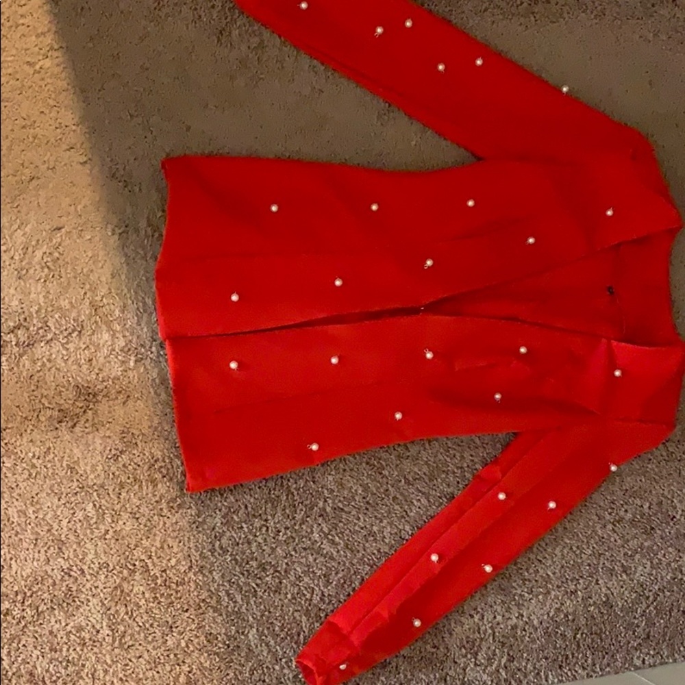 Red Short Suit - Picture 4 of 4